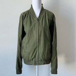 Brandy Melville Army Green Bomber Jacket 🫒